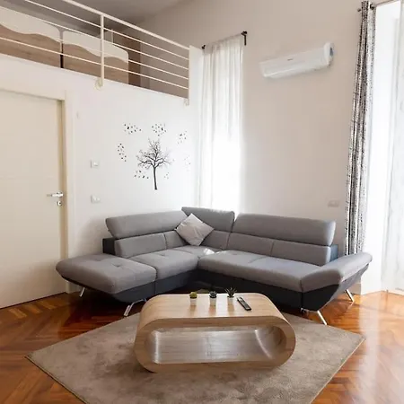 Loft2 Via Morosini Centro - Ixihome * Varese