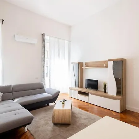 Loft2 Via Morosini Centro - Ixihome Apartament Varese